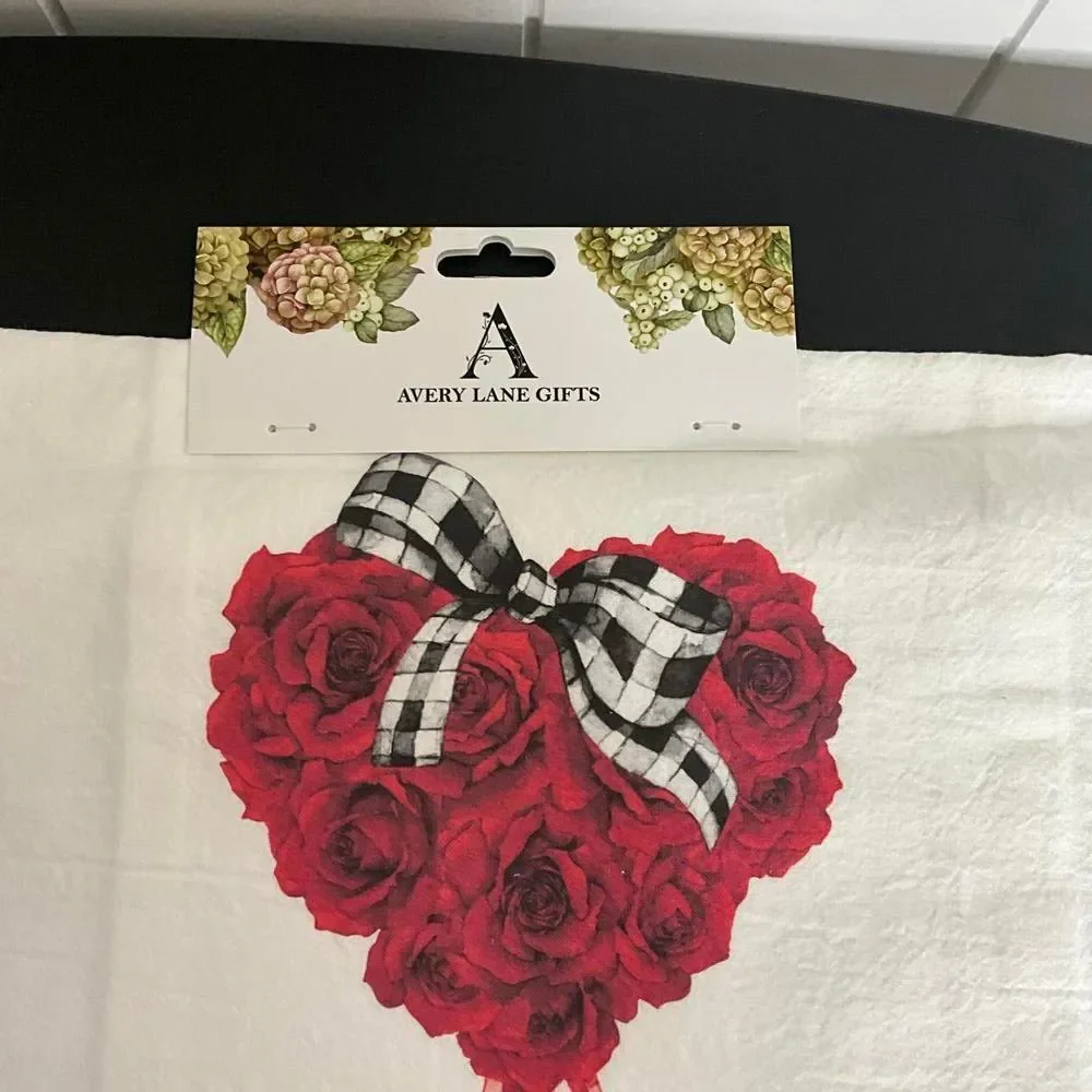 New Lot of 2 White Printed 100% Cotton Premium Tea Towels Hearts Love V Day